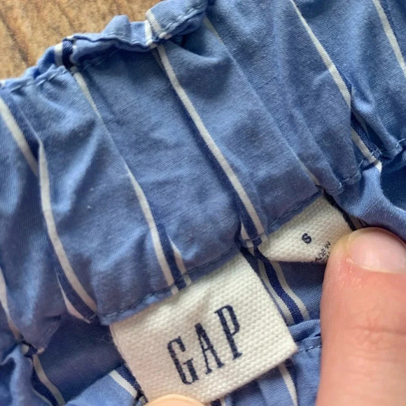 GAP blue striped off the shoulder blouse S - Picture 3 of 6